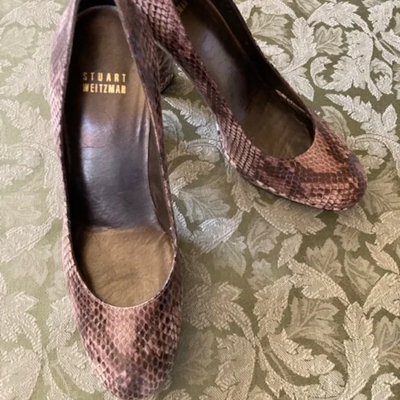 Stuart Weitzman Heels - Picture 2 of 9